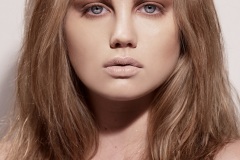 sized-Blonde