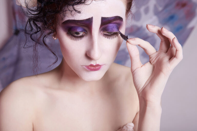 Tips to remove Halloween makeup