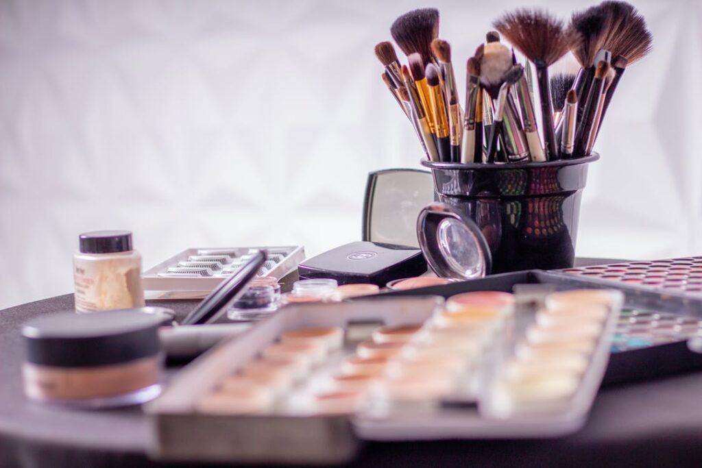 Makeup artist salary and job