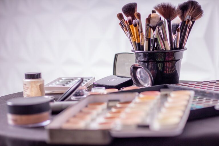 Makeup artist salary and job