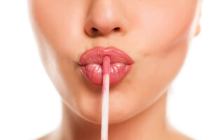 Lip Stick vs Lip Gloss