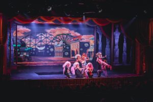 yiran-ding-TmvSImvV7vA-unsplash | L Makeup Institute Cream-Based vs Cake Makeup in Theater