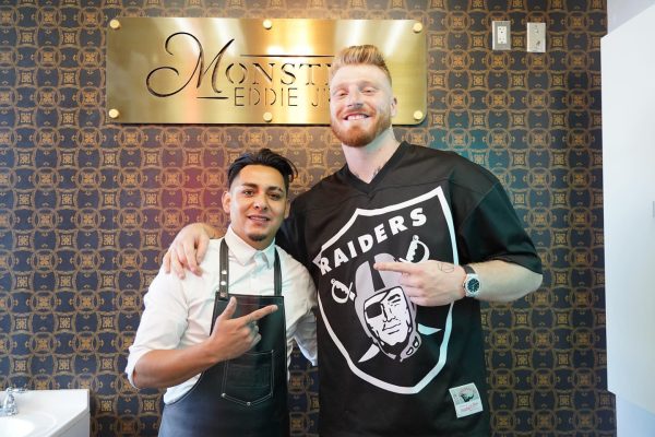 NFL-RAIDER-PLAYER-Max